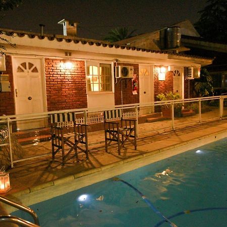 Bernie'S Bed & Breakfast , A 3 Kilometros Del Aerop Ezeiza, Van ,In-Out, Free Ezeiza Airport Exterior photo