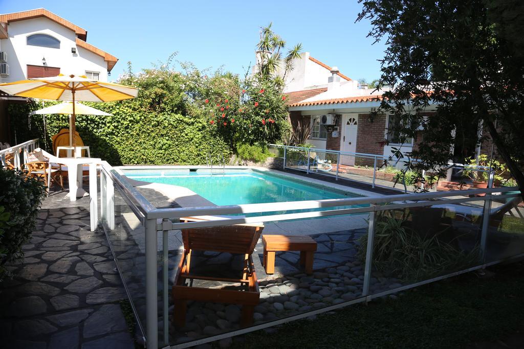 Bernie'S Bed & Breakfast , A 3 Kilometros Del Aerop Ezeiza, Van ,In-Out, Free Ezeiza Airport Exterior photo