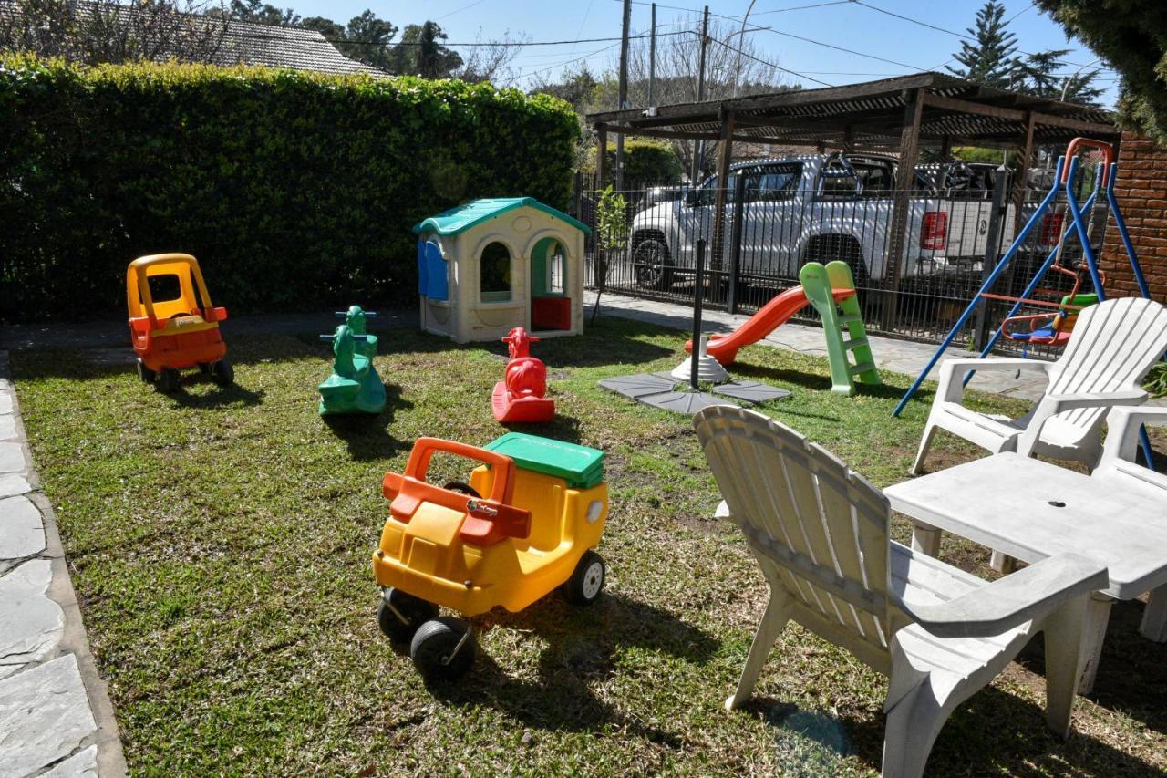Bernie'S Bed & Breakfast , A 3 Kilometros Del Aerop Ezeiza, Van ,In-Out, Free Ezeiza Airport Exterior photo